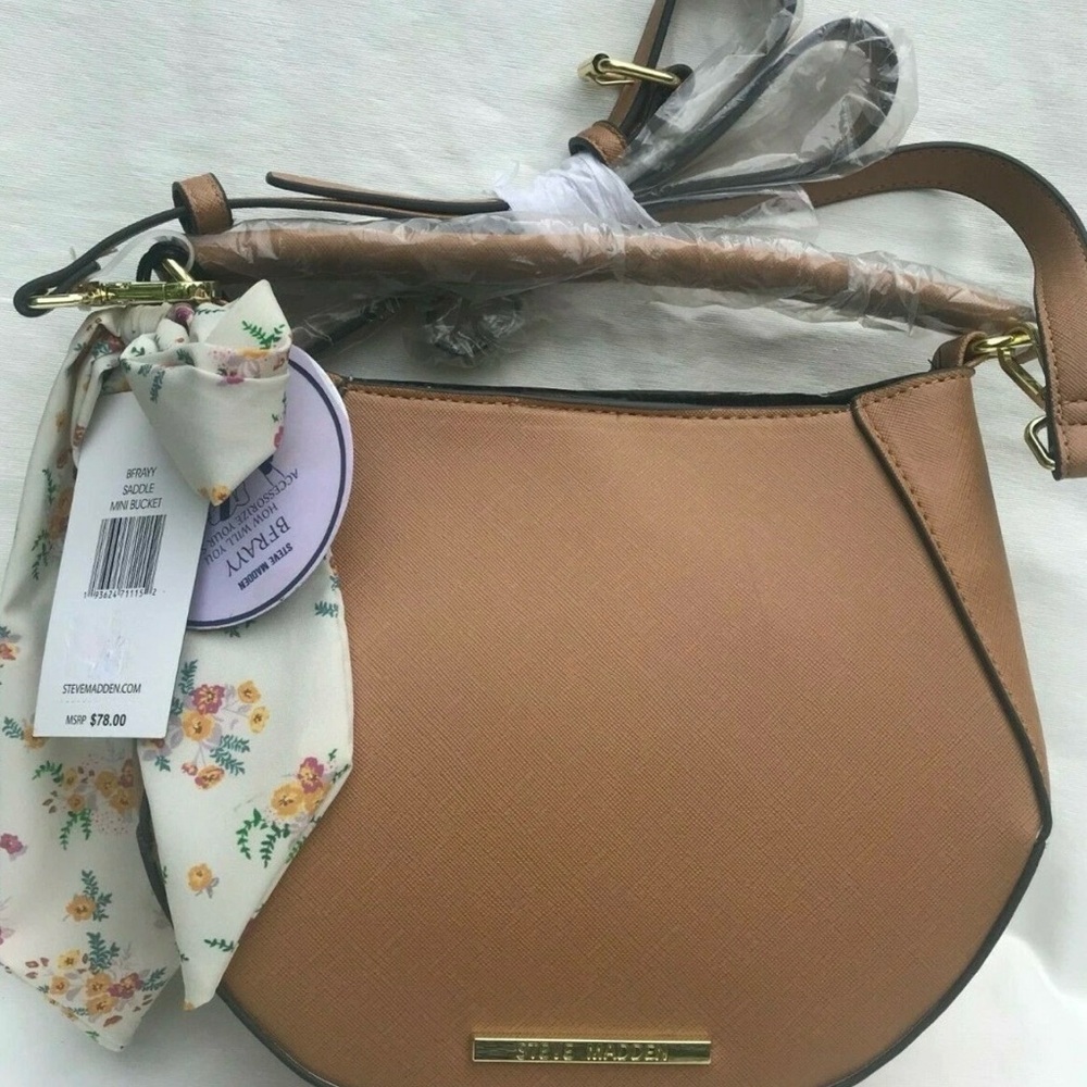 Steve Madden Saddle Crossbody Bag with Floral Scarf NWT - Picture 2 of 8